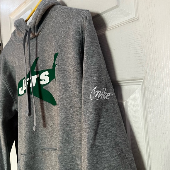 Throwback New York Jets Hoodie - Picture 2 of 6